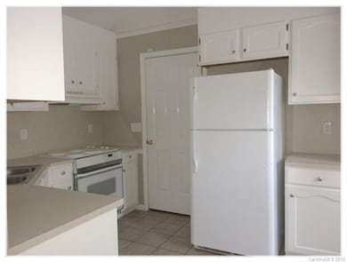 4676 Falcon Chase Dr SW, Concord, NC 28027 - photo 3