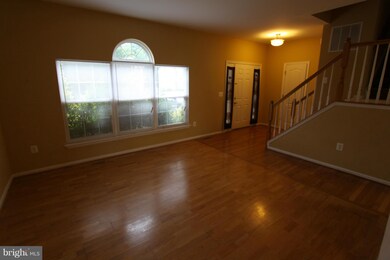 10463 Markby Ct, White Plains, MD 20695 - photo 6