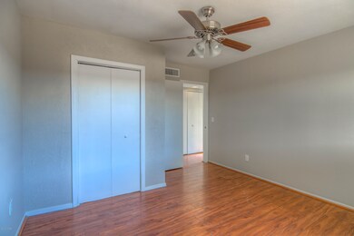 19 Bedroom 1 photo c