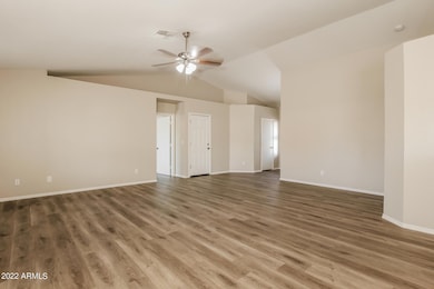 8045 E Colby St, Mesa, AZ 85207 - photo 4
