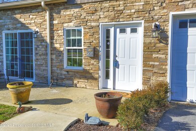 530 Sherwood Unit 6 Ave, Dunmore, PA 18512 - photo 5