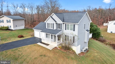 293 Leviticus Dr, Bunker Hill, WV 25413 - photo 2