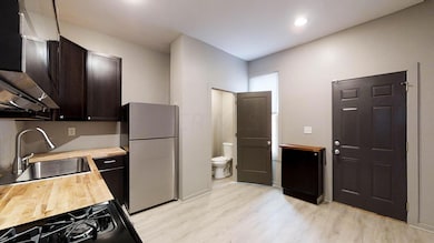 1238 E Mound St unit 42, Columbus, OH 43205 - photo 6