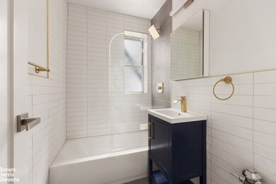 800 Grand Concourse unit 2RN, Bronx, NY 10451 - photo 5