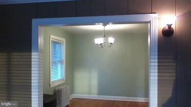 314 N Massanutten St, Strasburg, VA 22657 - photo 3