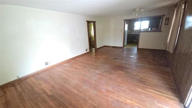 419 1st St, Fontanelle, IA 50846 - photo 4