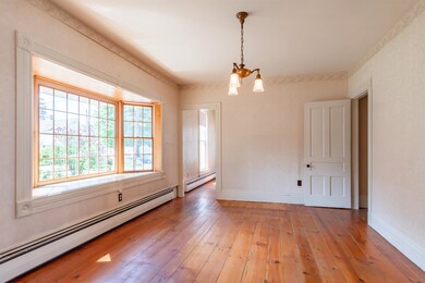 37 Spruce St, Concord, NH 03301 - photo 4