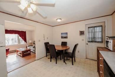 18 Midridge Cir unit 18, Londonderry, NH 03053 - photo 4