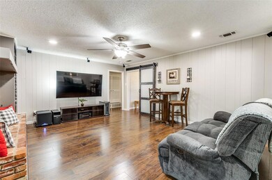 324 Plainview Dr, Hurst, TX 76054 - photo 6