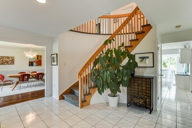 004_Foyer