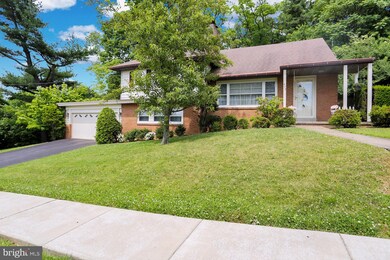 405 Wheatland Ave, Reading, PA 19607 - photo 2