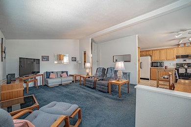 5 Living Room