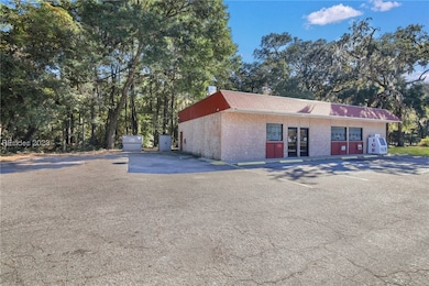 2769 Trask Pkwy, Beaufort, SC 29906 - photo 3