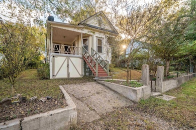 109 Reynolds St, Hot Springs National Park, AR 71901 - photo 2