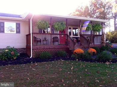 449 Raven Rd, Stafford, VA 22554 - photo 2