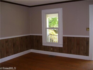 230 Stowe Ave, Asheboro, NC 27203 - photo 5