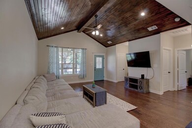 830 W Johnson St, Denison, TX 75020 - photo 6