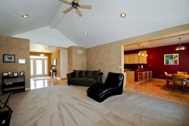 9231 Drake Dr, Saint John, IN 46373 - photo 5