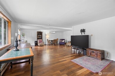 308 F and S Grade Rd, Sedro Woolley, WA 98284 - photo 4