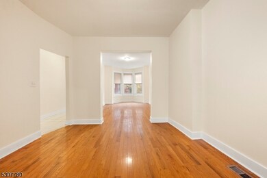 108 N 13th St, Newark, NJ 07107 - photo 7