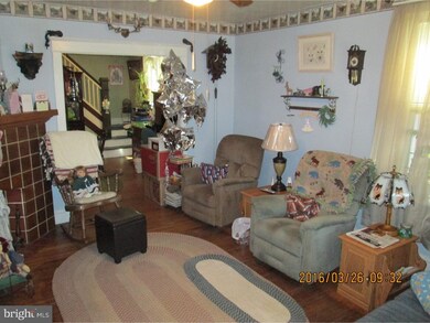 619 Crescent Ave, Reading, PA 19605 - photo 5