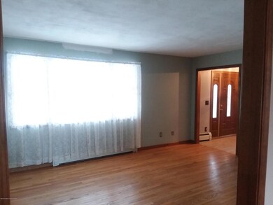 234 Overlook Dr, Falls, PA 18615 - photo 6