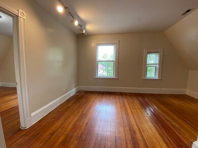 5 Kendall St unit 3, Brookline, MA 02445 - photo 6
