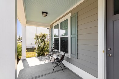 2 Front Porch Entry 2