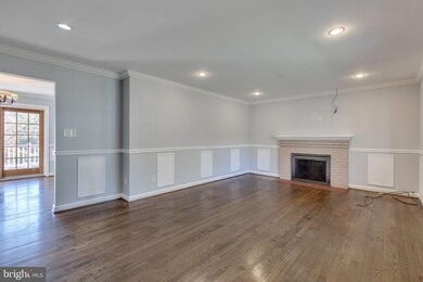 9703 Woodberry St, Lanham, MD 20706 - photo 3