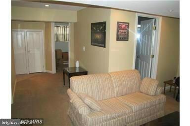 8724 Pine Meadows Dr, Odenton, MD 21113 - photo 6