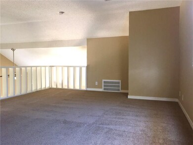 800 Lapwing Rd, Edmond, OK 73003 - photo 6