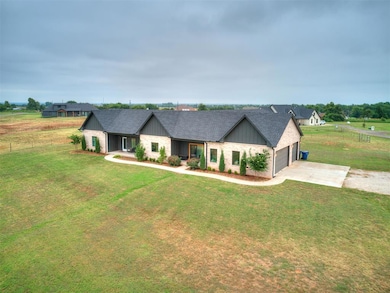 19050 Bobcat Ridge Ct, Cashion, OK 73016 - photo 3