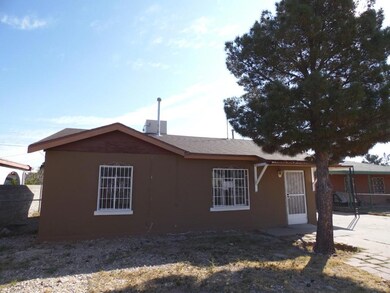 8425 White Rd, El Paso, TX 79907 - photo 3