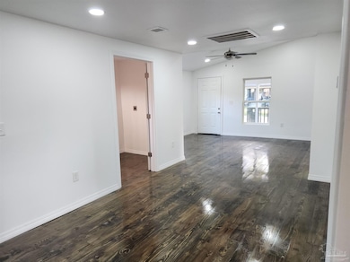 213 Wilson Ave, Atmore, AL 36502 - photo 6