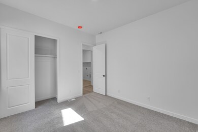 253 E Polaris Dr unit 105, Saratoga Springs, UT 84045 - photo 4