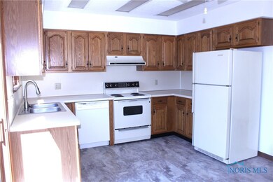 Kitchen has dining area attached!