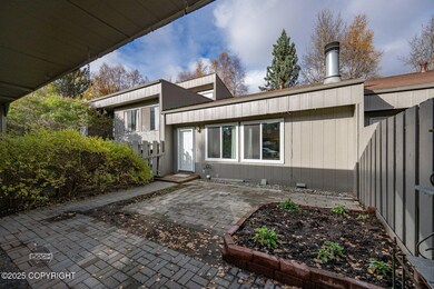 3135 Draco Dr, Anchorage, AK 99502 - photo 4