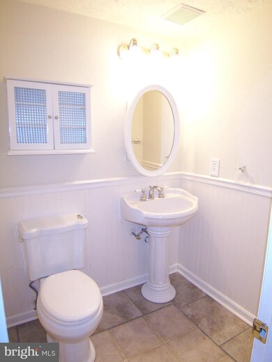 953 N Angel Valley Ct, Edgewood, MD 21040 - photo 6