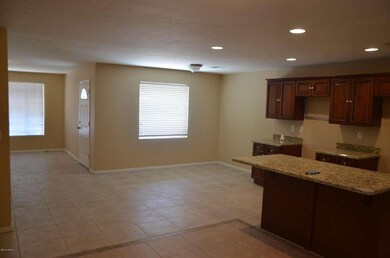 Breakfast Area.JPG