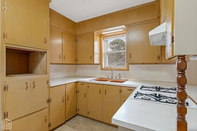 703 E Elm St, Walnut Ridge, AR 72476 - photo 6