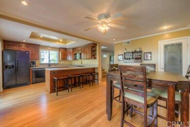 Very Open Dining Area