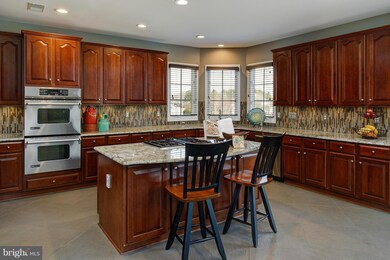 19334 Emerald Park Dr, Leesburg, VA 20175 - photo 5