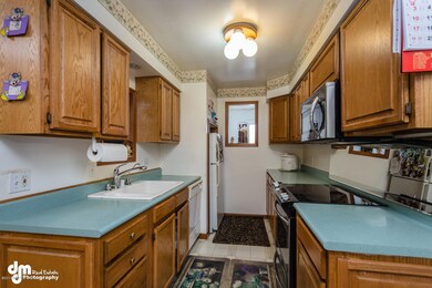 2902 Doris St, Anchorage, AK 99517 - photo 6