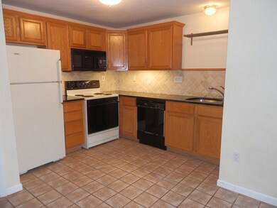 161 Berrington Rd, Leominster, MA 01453 - photo 5