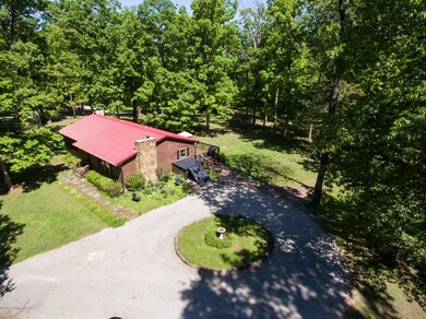 250 Rockwood Ln, Mount Washington, KY 40047 - photo 2