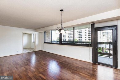 5501 Seminary Rd unit 402S, Baileys Crossroads, VA 22041 - photo 5