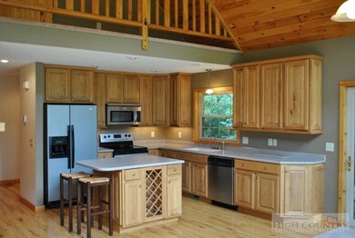 169 Crystal Dew, Banner Elk, NC 28604 - photo 3