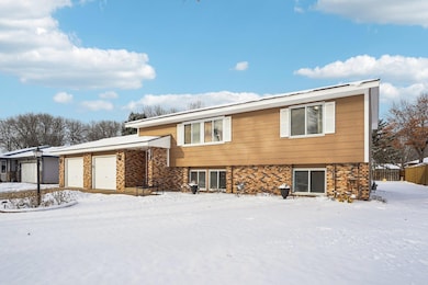 621 Menke Ave, Shakopee, MN 55379 - photo 3