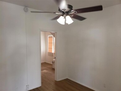 819 11th St N unit 2, Saint Petersburg, FL 33705 - photo 5