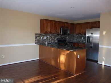 3204 Hartford Ct unit 3204, Newtown Square, PA 19073 - photo 4